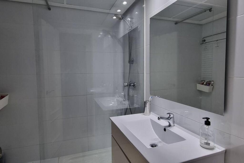Habitacion Privada En El Centro De マドリード エクステリア 写真
